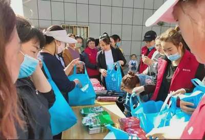 神木市迎賓路街道扎實推進計生用品服務(wù)，踐行“我為群眾辦實事”